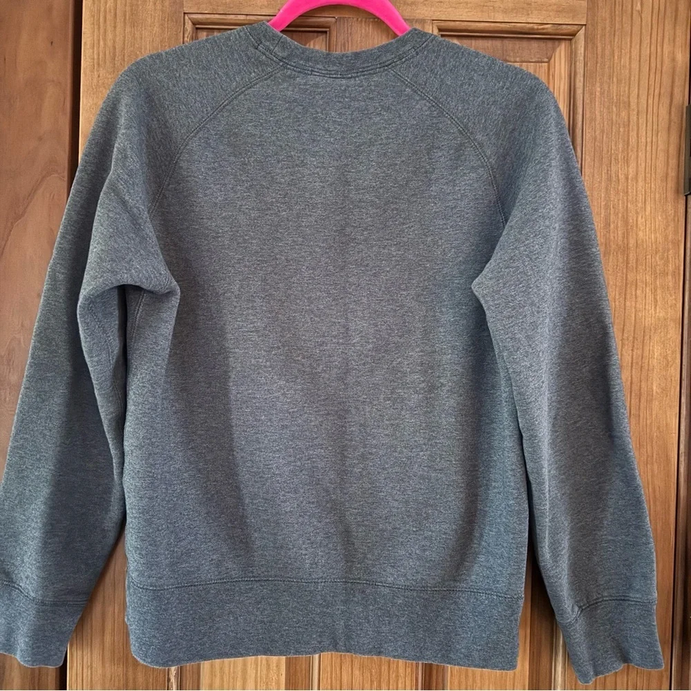 Nike Crewneck Pullover Sweatshirt Mens Small Gray Swoosh Spellout Zebra Logo